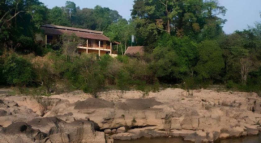 Forest Floor Lodge Cat Tien Exterior photo